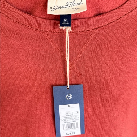 Universal Thread Red Pullover - Picture 2 of 2